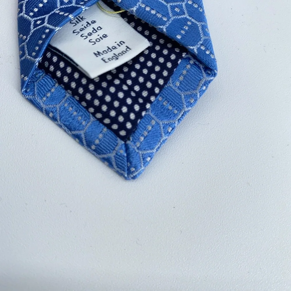 Eton Tie Mens One Size Blue Patterned Silk Professional Necktie England Made NWT